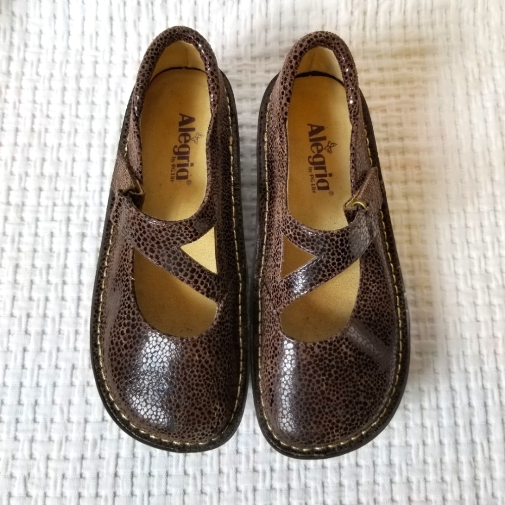Alegria Dayna Choco Dottie Day-562 Mary Jane Clogs